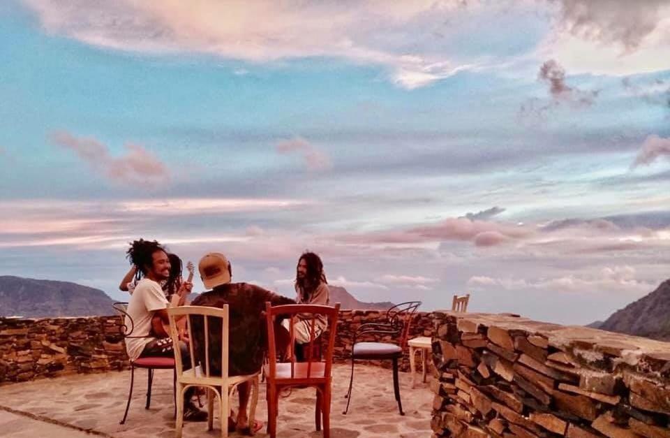 Manulalu B&B Bajawa Zewnętrze zdjęcie