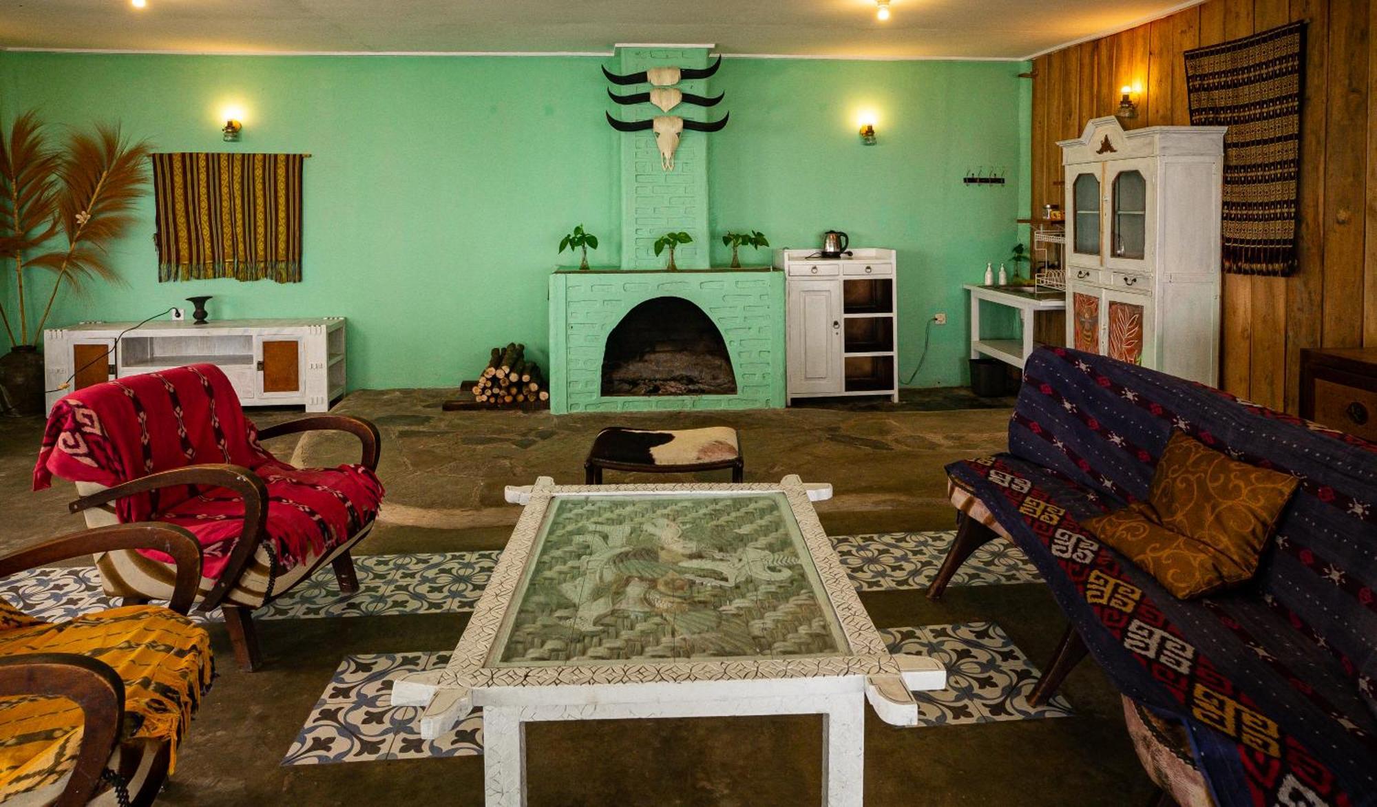 Manulalu B&B Bajawa Zewnętrze zdjęcie